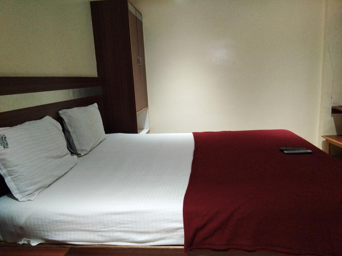 Hotel Adarsh Residency Tirupati Exterior foto